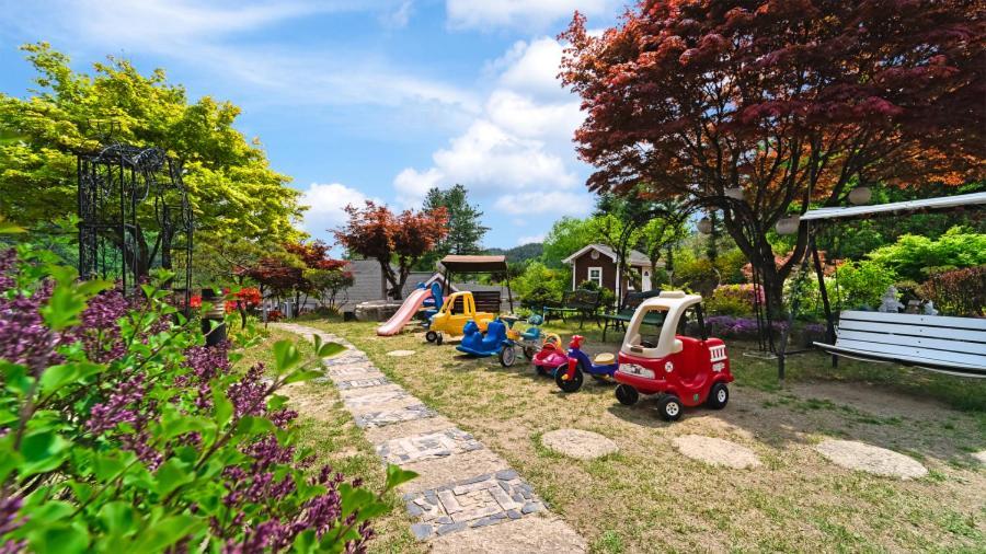 Gapyeong Yeheaden Pension Pocheon Esterno foto